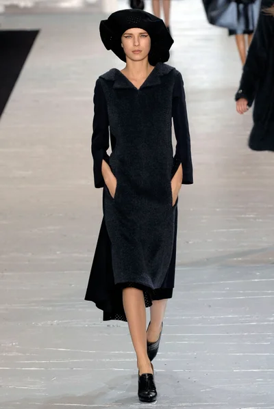 Look 10
